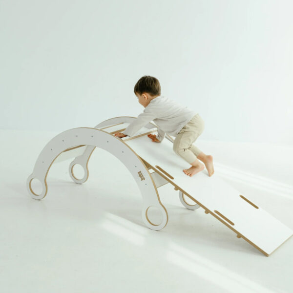 Bujak drewniany + zjeżdżalnia - ścianka wspinaczkowa L Biały