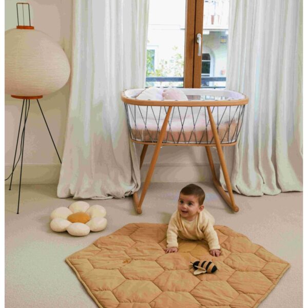 Mata do zabawy Honeycomb 100 x 100 cm, Planet Bee, Lorena Canals